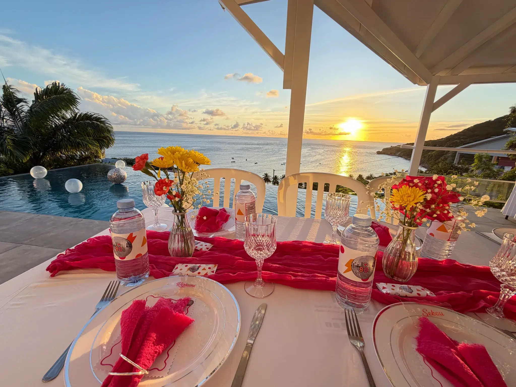 table décorée par teralmaeventsdéco en martinqiue